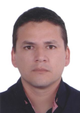 Candidato RENZO EDUARDO CAVERO DE LOS RIOS